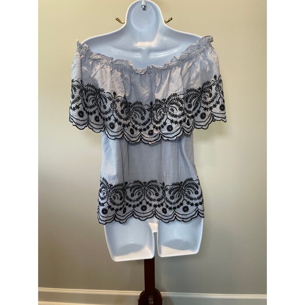 Q&A Off‑The‑Shoulder Light Blue Pinstripe Embroidered Top Size M Cotton Blend